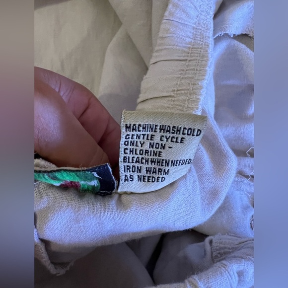 Palm Grove Women's  2X  Beige Palm Flower Printed Pull On Cropped Pants Wide Leg - Picture 4 of 16